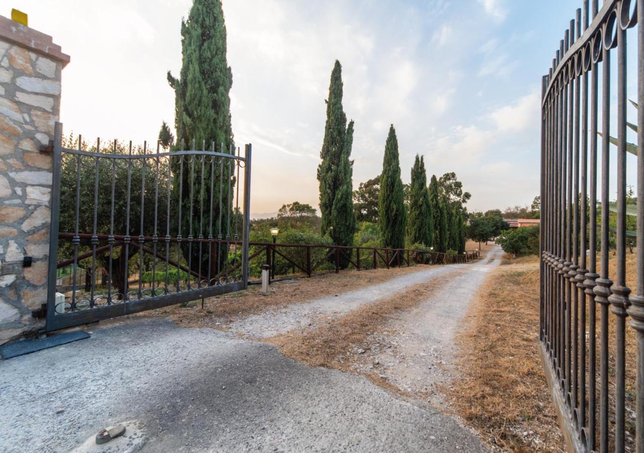 Il Sorgituro - Agriturismo Postiglione Exteriér fotografie